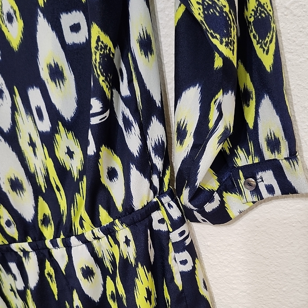 Aqua Yellow and Blue Mini Dress with Graphic Relaxed Style - Picture 9 of 10